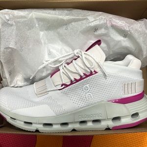 On Cloudnova Hot Pink size 7